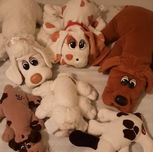 Set of 6 authentic Pound Puppies